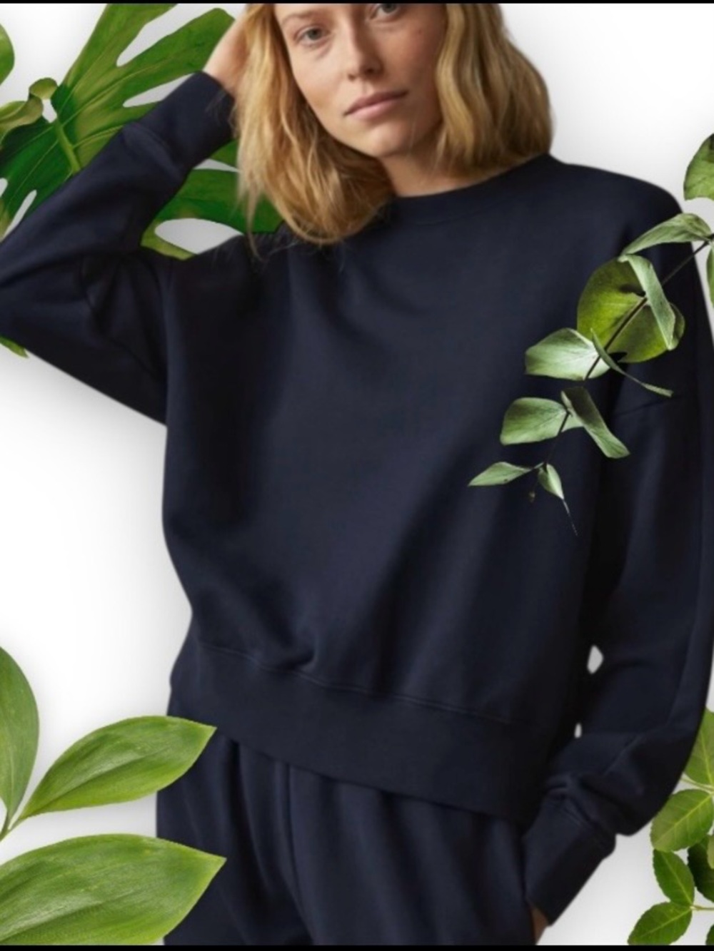 AMERICAN GIANT PREMIUM MIDWEIGHT OVERSIZED CREW IN CLASSIC DRESS NAVY
SIZE LARGE